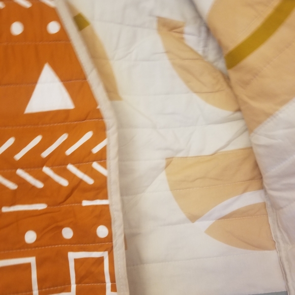 Shapes & Angels reversible quilted jacket size 6 & 7 kids - Picture 2 of 6